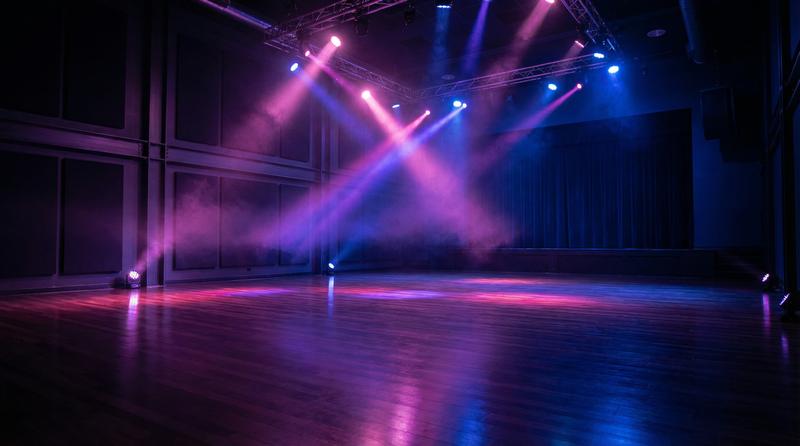 国产自拍传媒演示-舞台灯光设计与拍摄